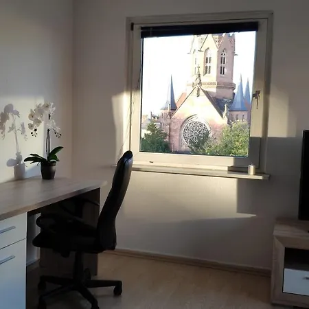 Zen - Geraumig Fur 4 - Zentral - Balkon - Netflix *