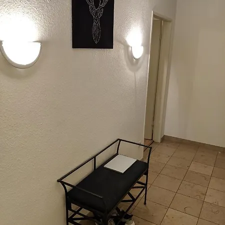 Zen - Geraumig Fur 4 - Zentral - Balkon - Netflix